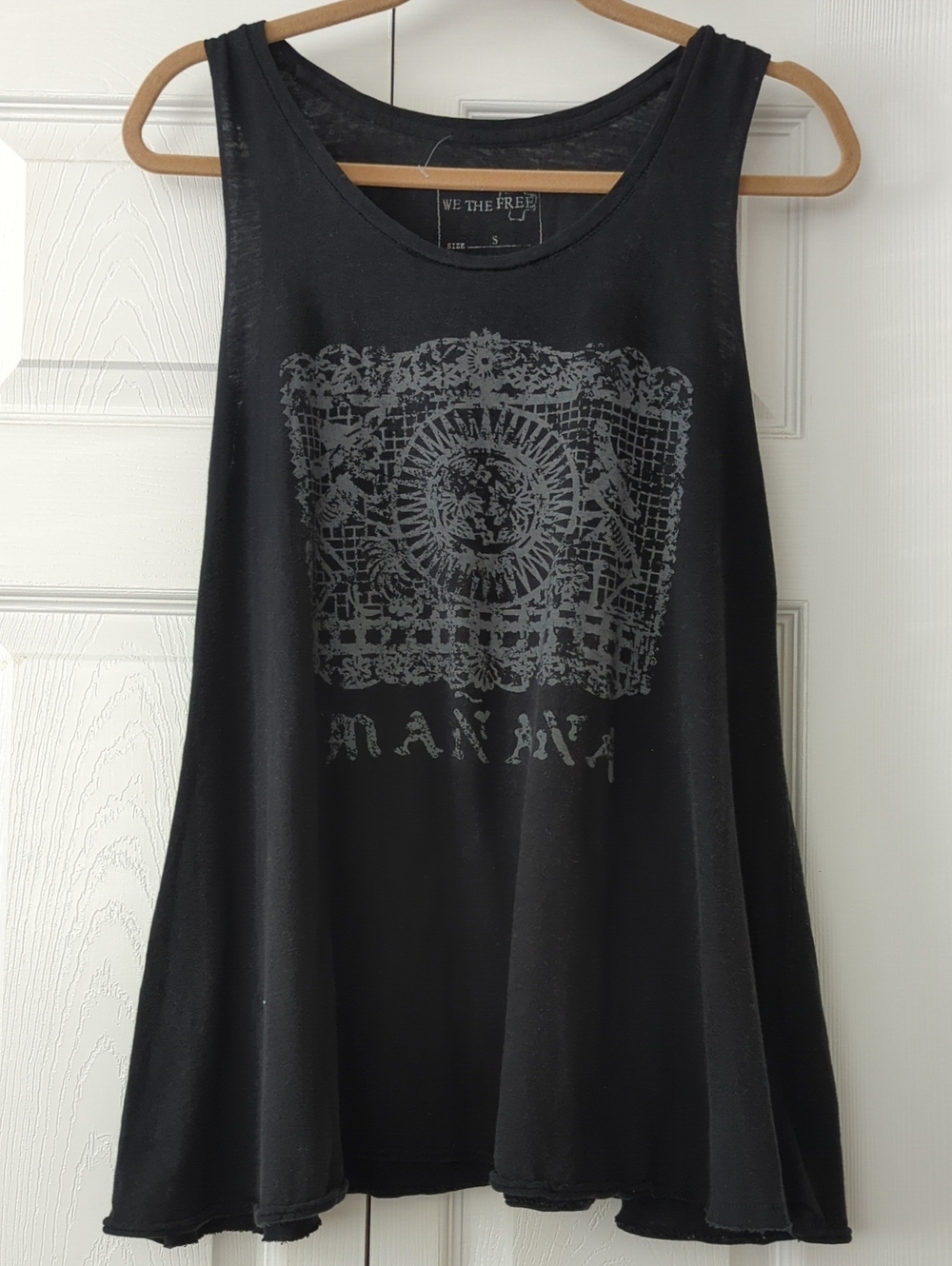 ~WE THE FREE~ BLACK *MANANA* OVERSIZED SWING TANK TOP-S